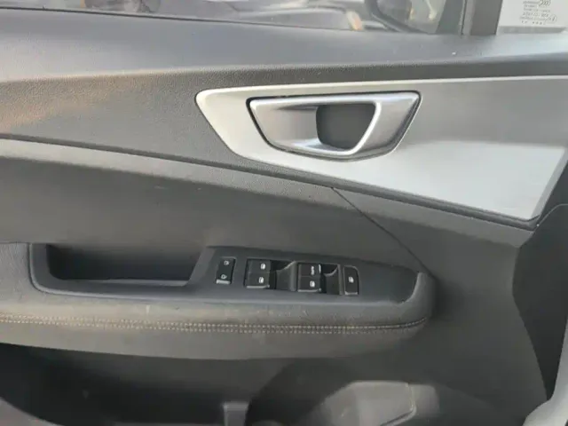Wuling Jiachen — Фото автомобиля 7