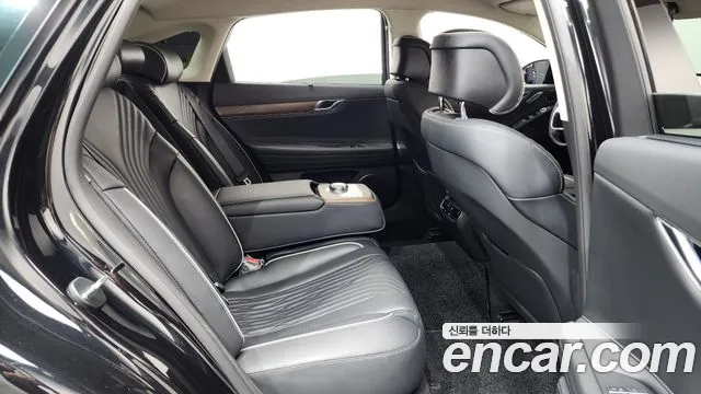 Genesis G80 Бензин 2.5 турбо AWD — Фото автомобиля 4