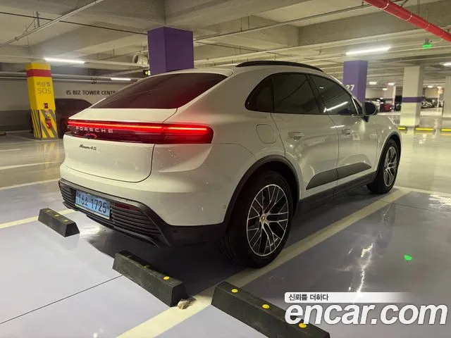 Porsche Macan — Фото автомобиля 4