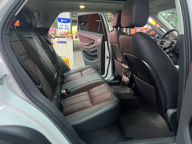 Land Rover Range Rover Evoque — Фото автомобиля 11