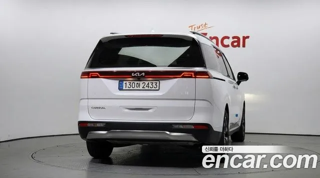 Kia Canival Carnival 4 поколение Бензин 9 мест Signature — Фото автомобиля 4