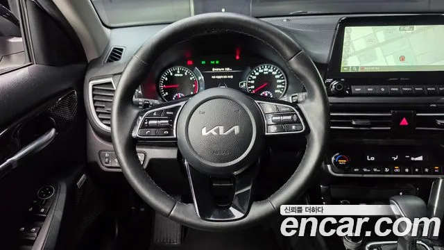 Kia Seltos — Фото автомобиля 13