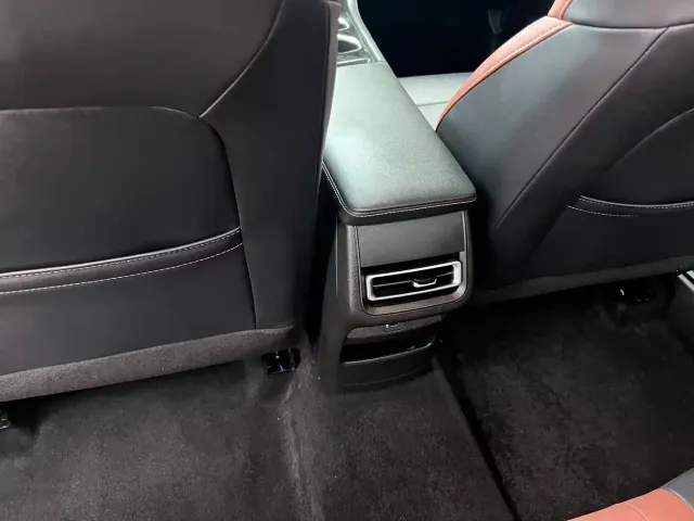 Changan Eado — Фото автомобиля 9