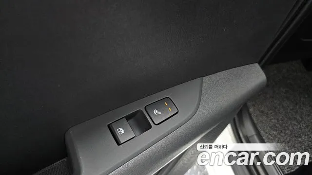 Kia Niro The All New — Фото автомобиля 24