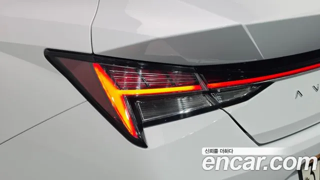 Hyundai Avante CN7 — Фото автомобиля 8