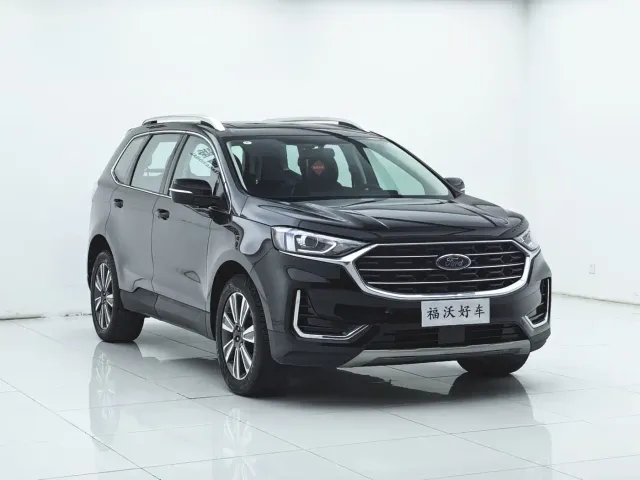 Ford Edge — Фото автомобиля 3