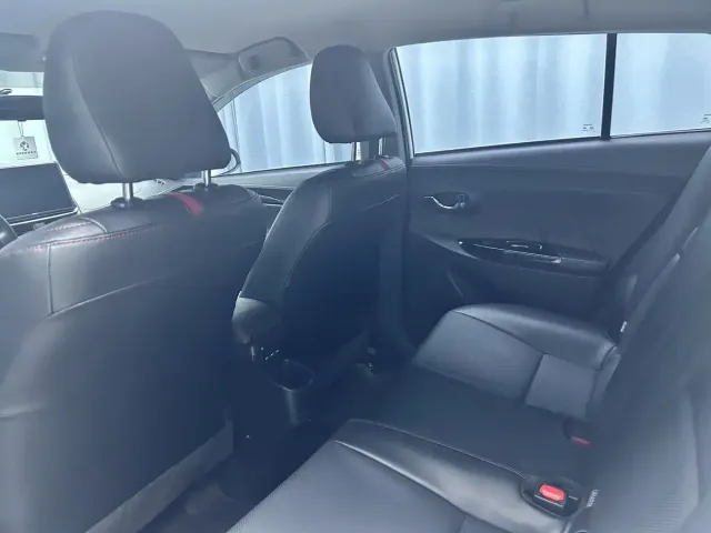 Toyota YARiS L Zhi Xuan — Фото автомобиля 12