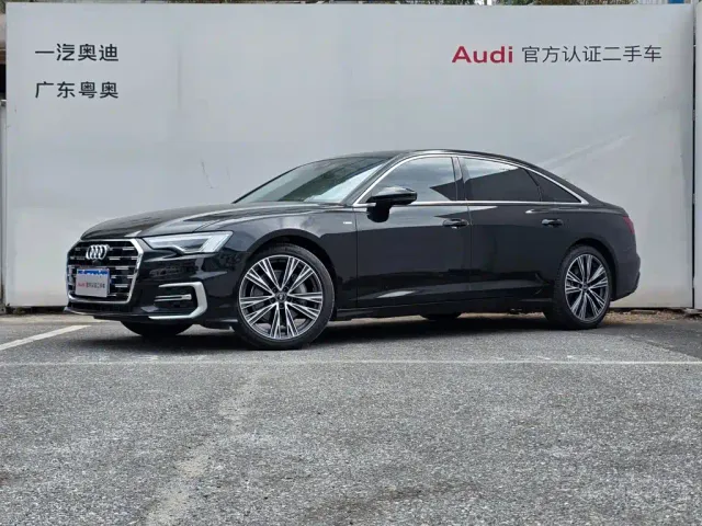 Фотография автомобиля — Audi A6L