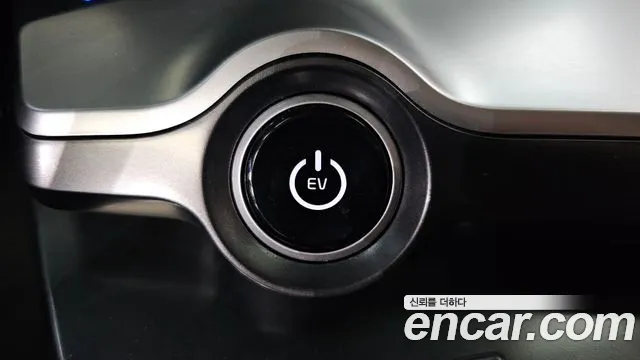 Kia EV6 — Фото автомобиля 30