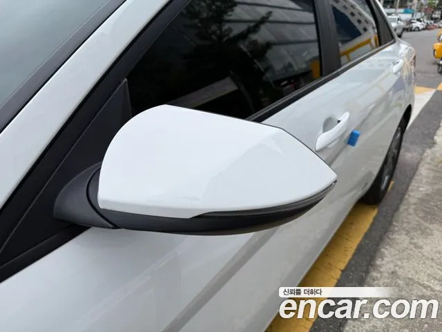 Hyundai Avante CN7 — Фото автомобиля 13