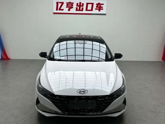 Hyundai Elantra — Фото автомобиля 2