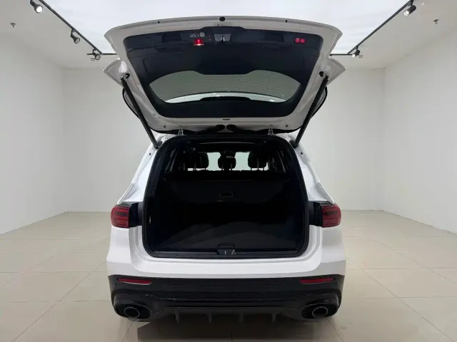Mercedes-Benz GLB AMG — Фото автомобиля 6