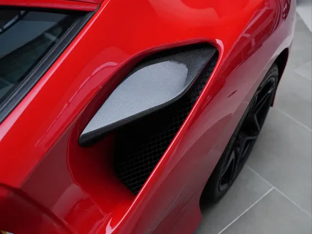 Ferrari F8 — Фото автомобиля 11