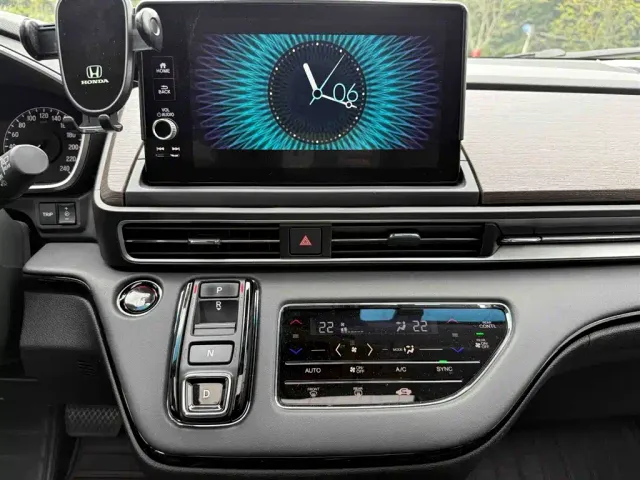 Honda Odyssey — Фото автомобиля 13