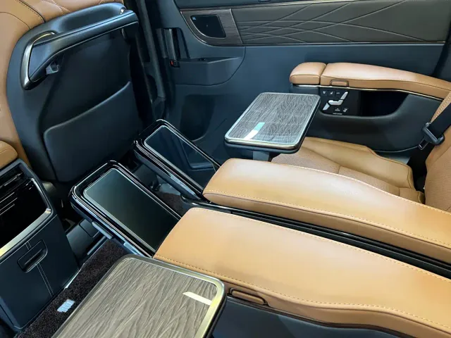 Toyota Vellfire — Фото автомобиля 13