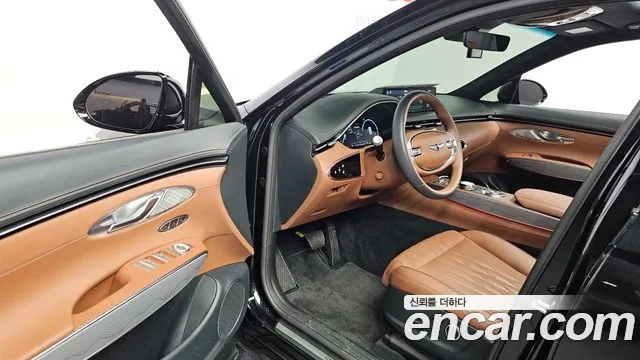 Genesis GV70 2.5T Бензин AWD — Фото автомобиля 11