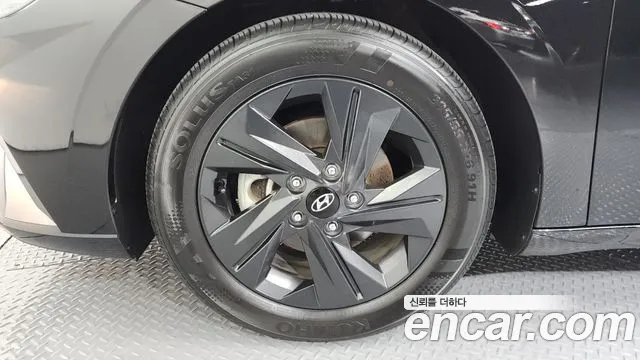 Hyundai AVANTE Avante (CN7) — Фото автомобиля 5