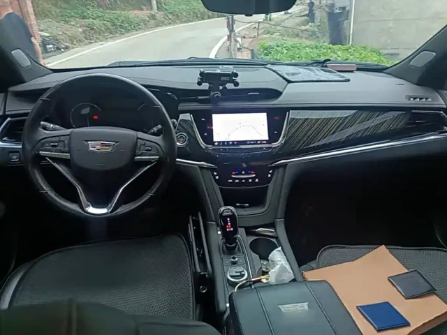 Cadillac XT6 — Фото автомобиля 13