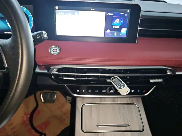 Jetour X70 Plus — Фото автомобиля 12