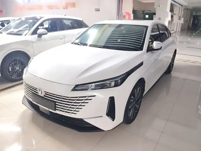 Фотография автомобиля — Changan Lamore