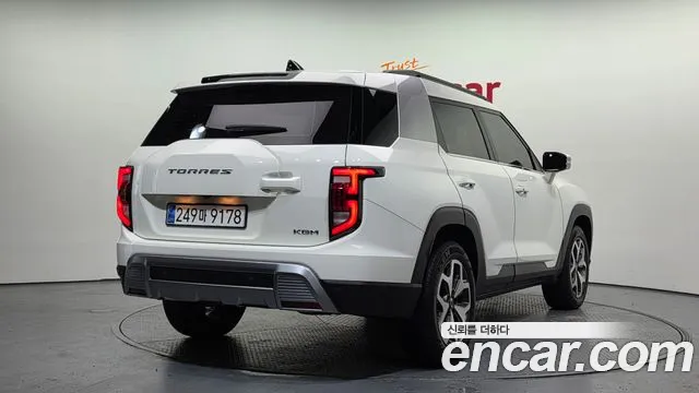 KG_Mobility_Ssangyong Torres Torres Бензин 1.5 4WD — Фото автомобиля 2