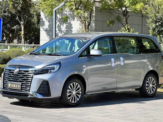 Фотография автомобиля — Buick GL8