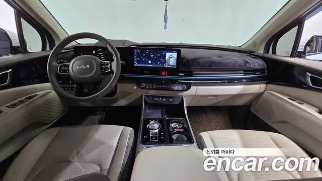 Kia Canival — Фото автомобиля 7