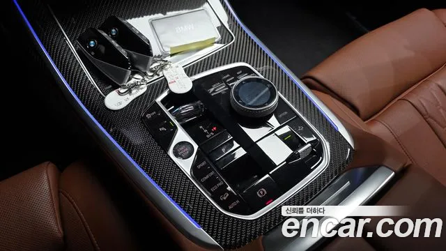 BMW X7 — Фото автомобиля 9