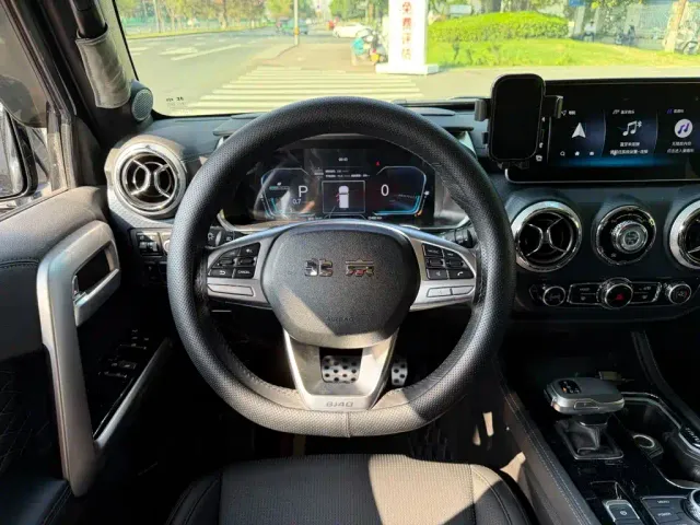 BAIC BJ40 — Фото автомобиля 14
