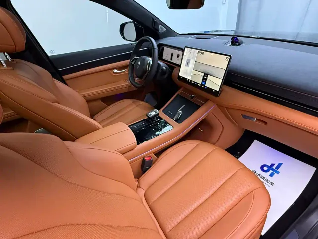 Aito M7 — Фото автомобиля 12