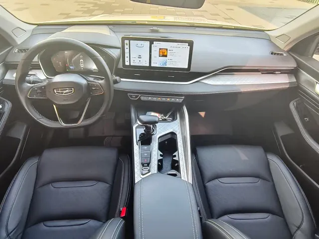Geely Xingrui — Фото автомобиля 5