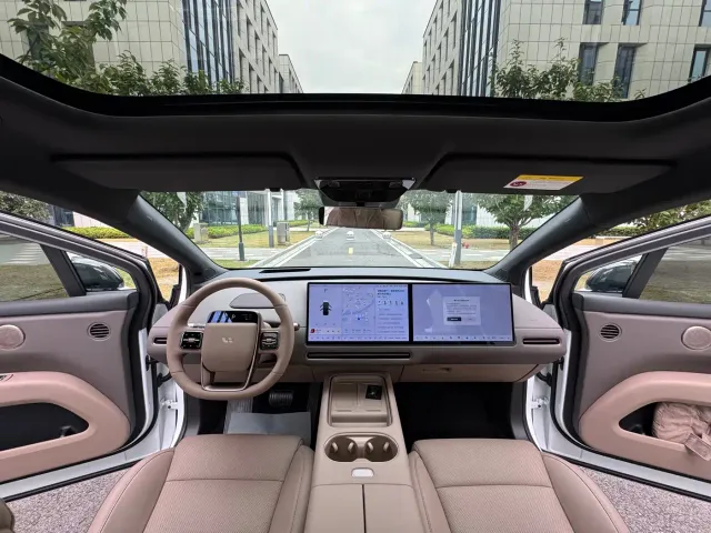 Li Auto i6 — Фото автомобиля 22