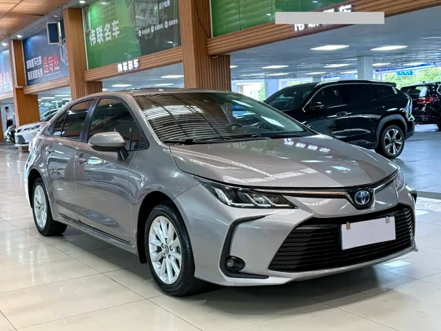 Toyota Corolla — Фото автомобиля 3