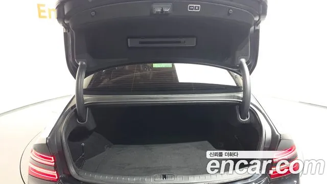 Genesis G80 Бензин 2.5 турбо AWD — Фото автомобиля 16
