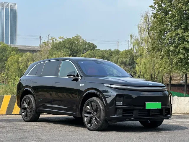 Li Auto L7 — Фото автомобиля 3
