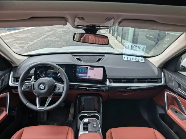 BMW X1 — Фото автомобиля 10