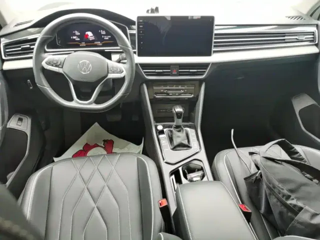 Volkswagen Tiguan L — Фото автомобиля 9