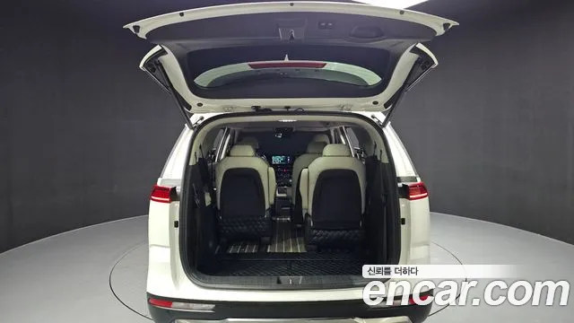 Kia Canival Carnival 4 поколение Бензин 9 мест Noblesse — Фото автомобиля 29