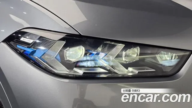 BMW X6 xDrive40i M Sport — Фото автомобиля 21