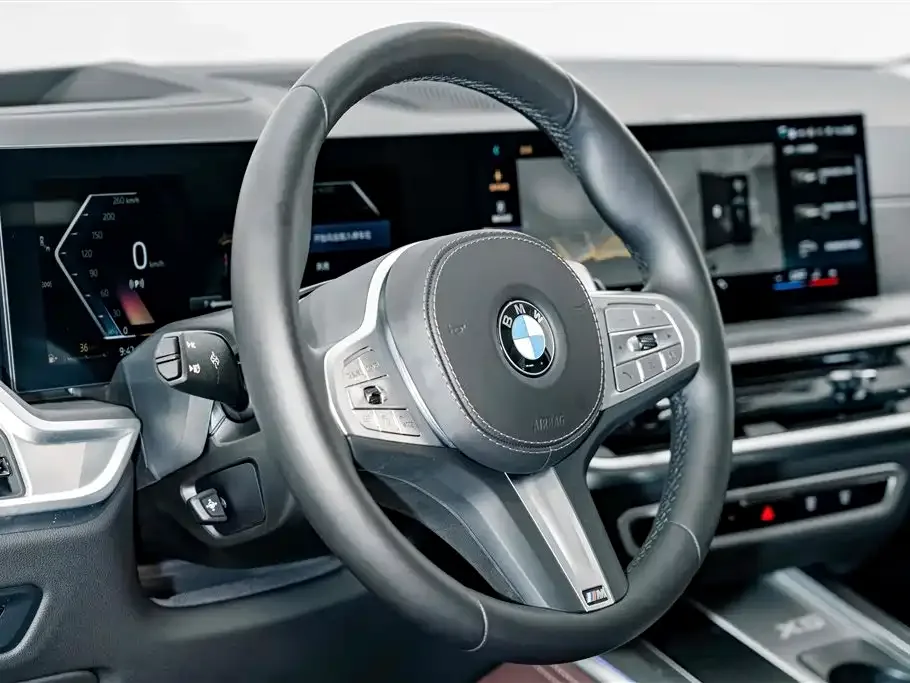 BMW BMW X5 2023 xDrive 30Li Premium M Sport Package — Фото автомобиля 9