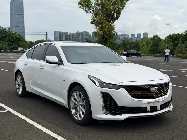 Cadillac CT5 — Фото автомобиля 3