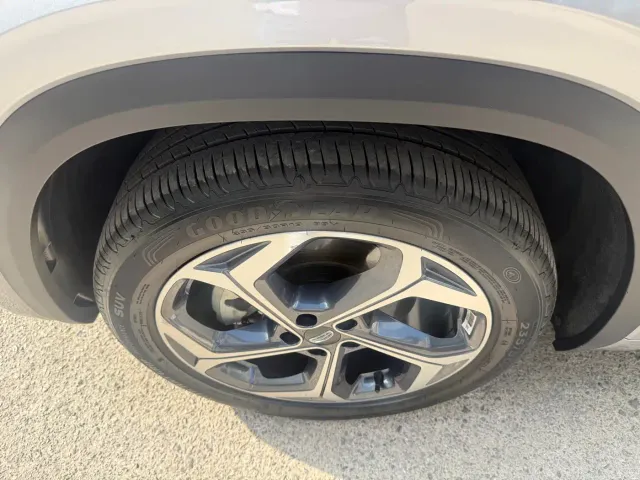 Geely Xingyue L — Фото автомобиля 27