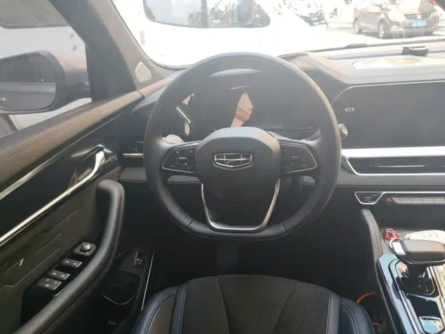 Geely Xingyue L — Фото автомобиля 2