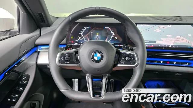 BMW 5-Series 5 серия (G60) 530i xDrive M Sport — Фото автомобиля 12
