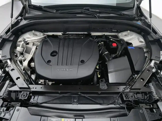 Volvo Volvo XC60 2022 B5 AWD Inscription — Фото автомобиля 6