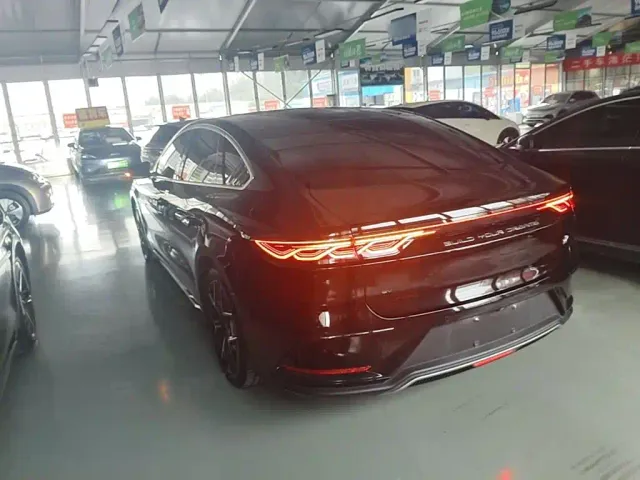 BYD Han — Фото автомобиля 4
