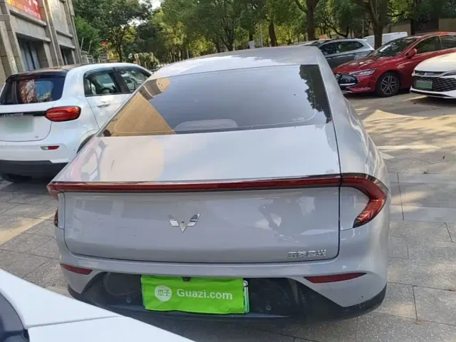 Wuling Starlight — Фото автомобиля 5