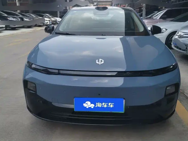 Leapmotor Leapmotor B01 2025 Model 550 Smart Edition — Фото автомобиля 2
