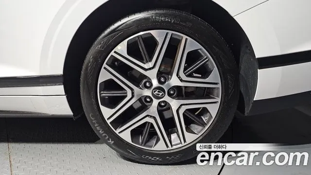 Hyundai Grandeur — Фото автомобиля 19