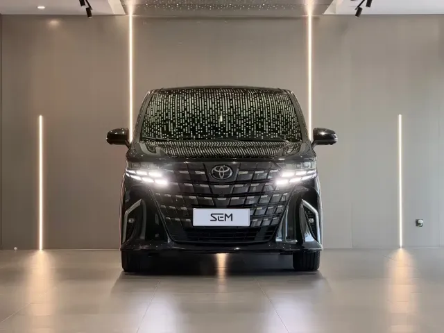 Toyota Alphard — Фото автомобиля 2